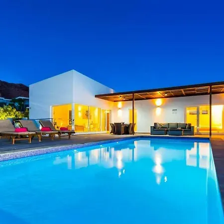 Villa Playa Blanca Sleeps 6 Pool Air Con Wifi Playa Blanca (Lanzarote)