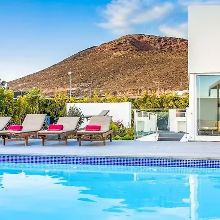 Playa Blanca Sleeps 6 Pool Air Con Wifi Playa Blanca (Lanzarote)